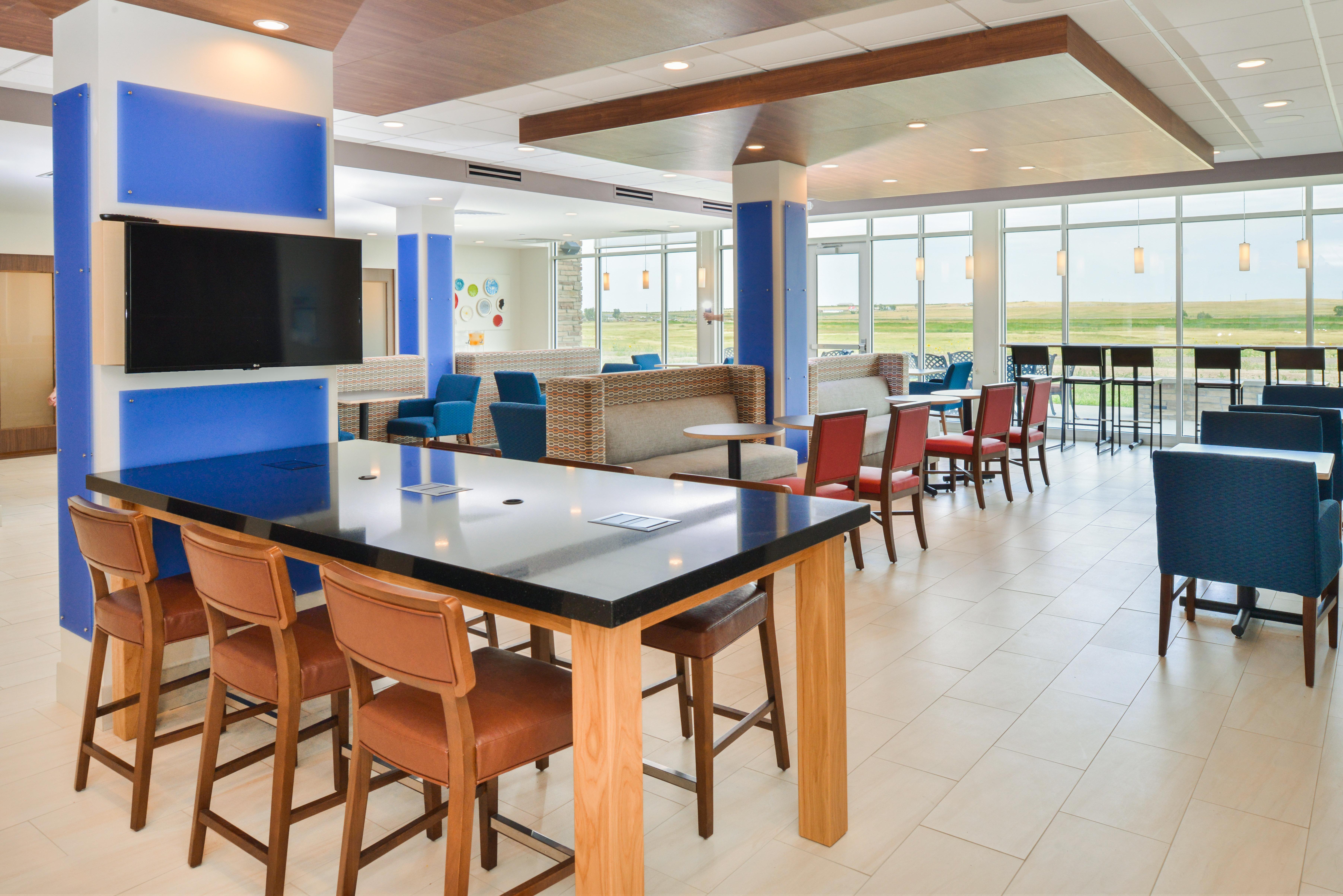 Holiday Inn Express & Suites - Chadron By Ihg Zewnętrze zdjęcie