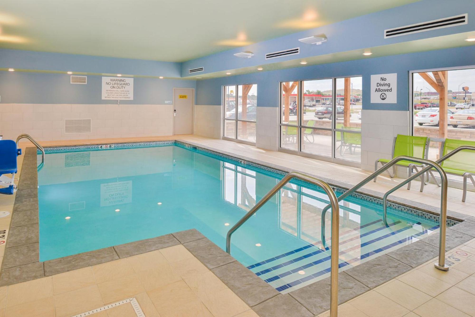 Holiday Inn Express & Suites - Chadron By Ihg Zewnętrze zdjęcie